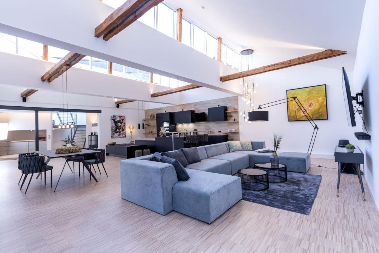 Luxus Wellness Loft - 245Qm - Designwohnen Im Zentrum ギュータースロー エクステリア 写真