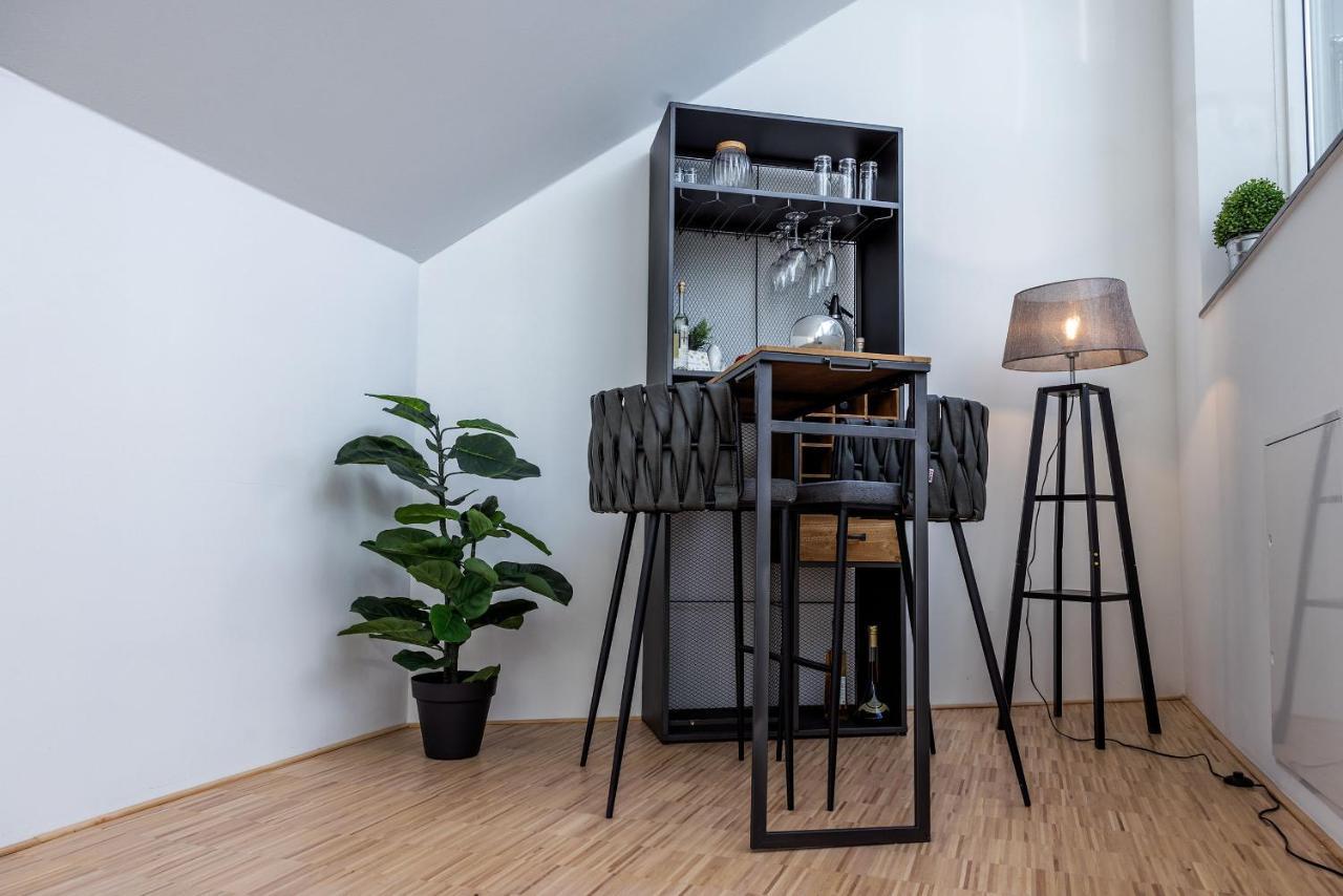 Luxus Wellness Loft - 245Qm - Designwohnen Im Zentrum ギュータースロー エクステリア 写真