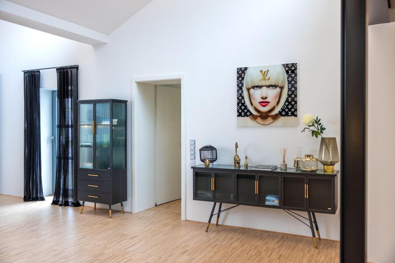 Luxus Wellness Loft - 245Qm - Designwohnen Im Zentrum ギュータースロー エクステリア 写真